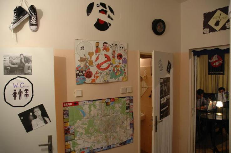 Ruta 80 Hostel Брно Экстерьер фото