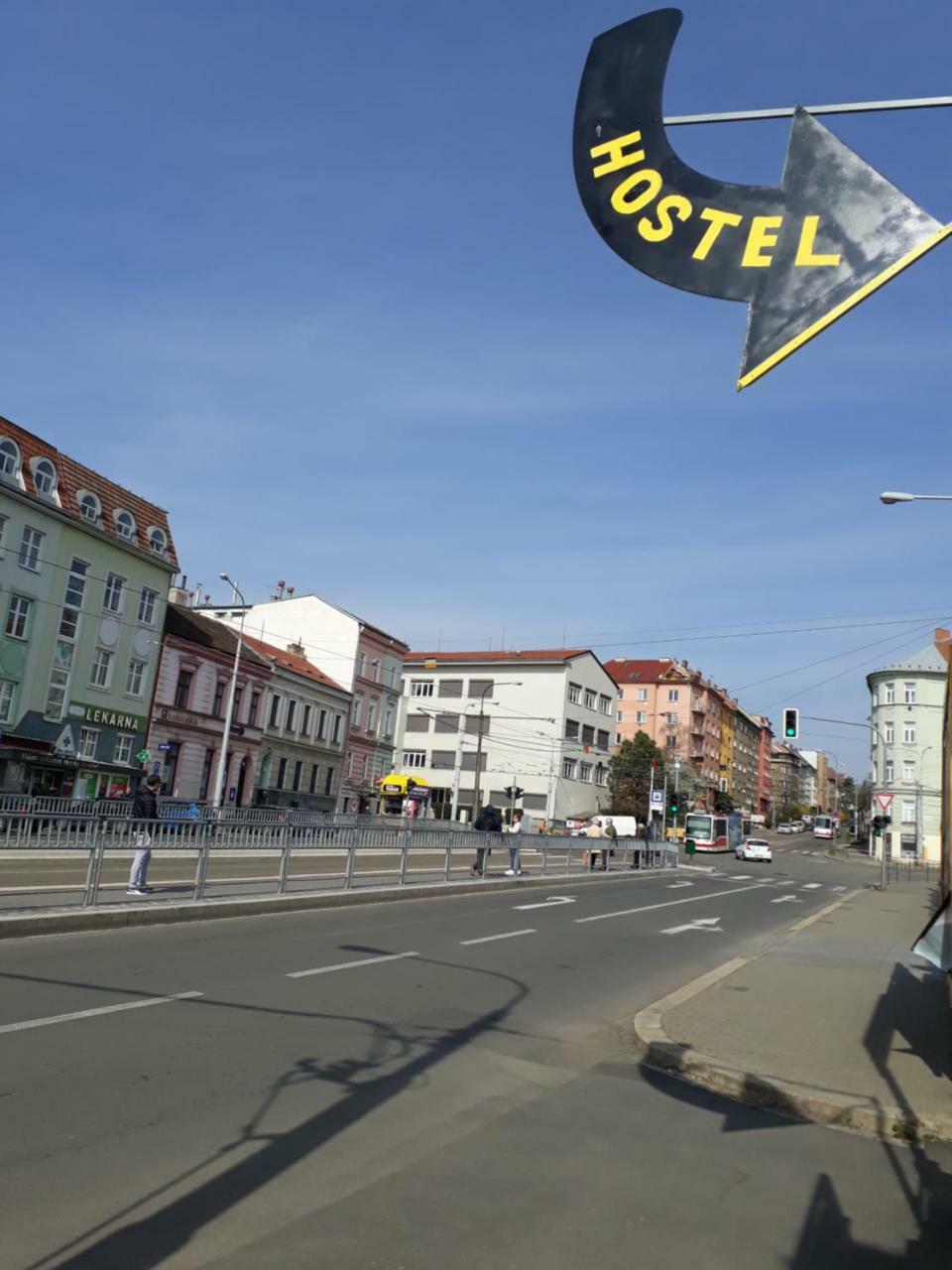 Ruta 80 Hostel Брно Экстерьер фото